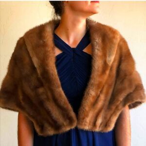 Mink fur stole Pre Owned Dark Brown